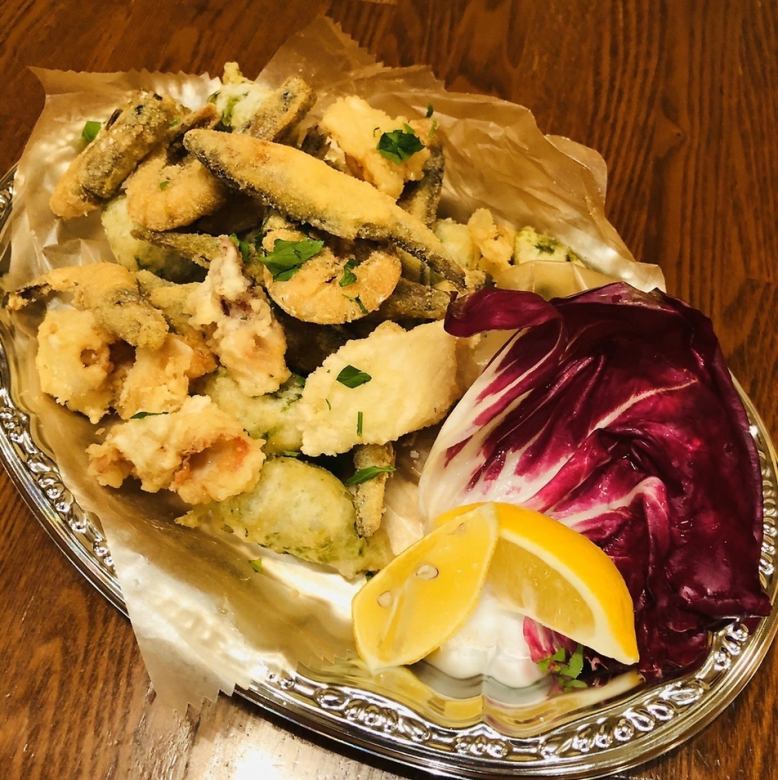 Assorted live squid and zeppoline frites [2 servings]