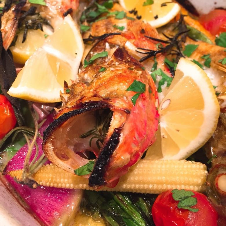 鮮魚と季節野菜のオーブン焼き　”アルフォルノ”