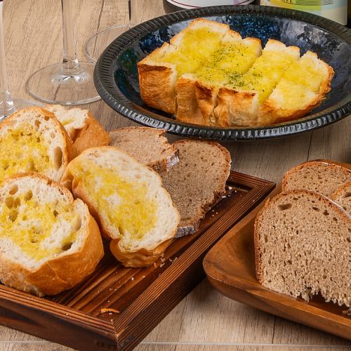 こだわりの香ばしパン