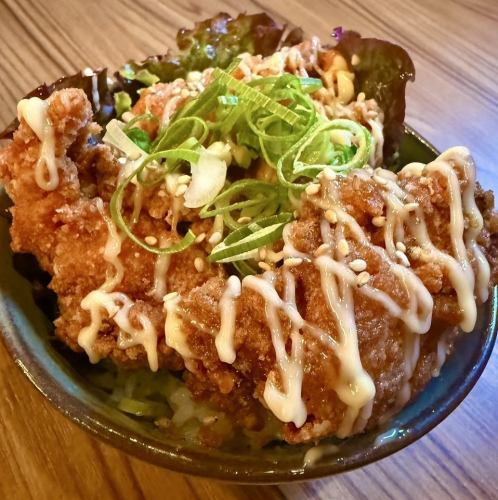 内田の唐揚げ丼