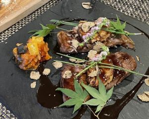 鷹栖牛フィレ肉のステーキ