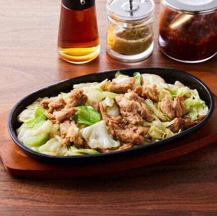 チキンマンブラックXL ラーメンと鶏鉄板 チキンマン【公式】