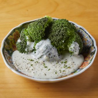 蒸し立てブロッコリーゴルゴンゾーラ