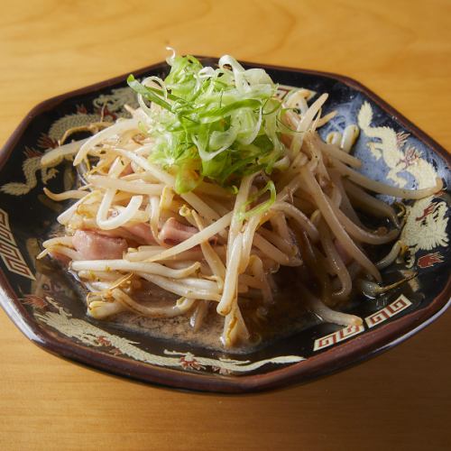 やみつき塩辛もやしバター