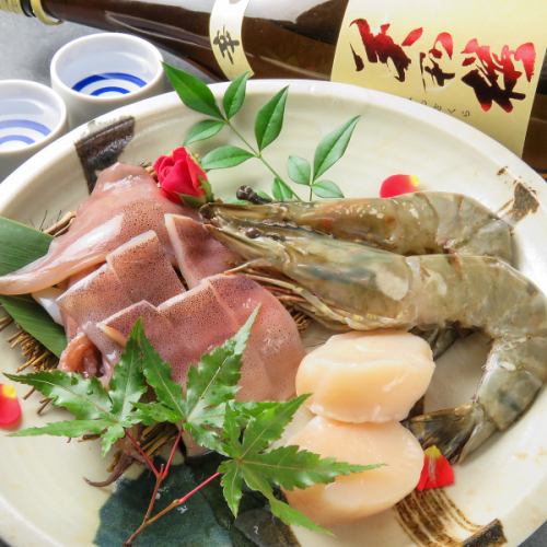 Assortment of 3 Kinds of Seafood
