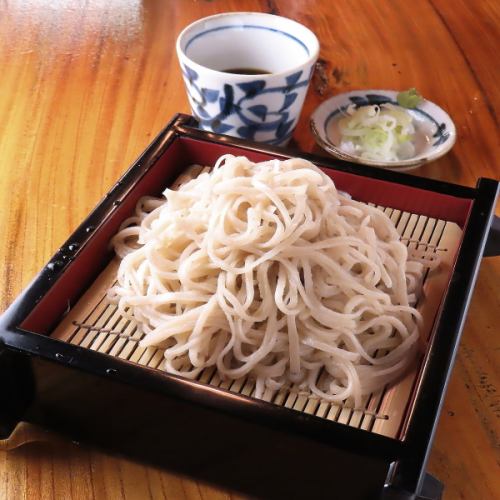 【日本酒との相性抜群の手打ち蕎麦】