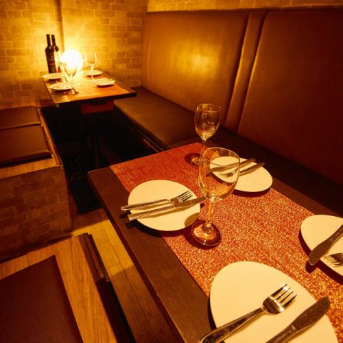 Private room with sofa! For 2 people or more