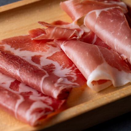 生ハム盛り合わせ