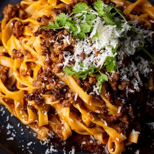 【自慢の逸品】延寿牛のレアカツ、ピザや生パスタを満喫♪