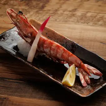 Grilled whole beef and shrimp