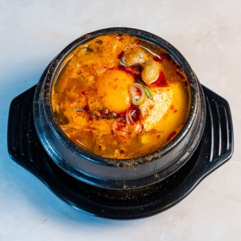 スンドゥブチゲ