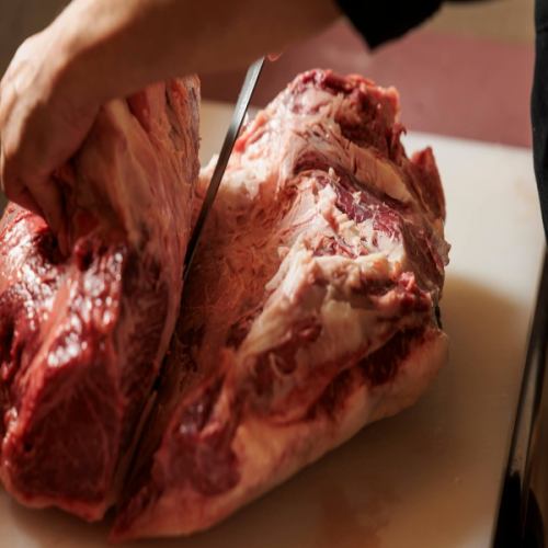 リピート必見☆厳選された極上の肉料理の数々