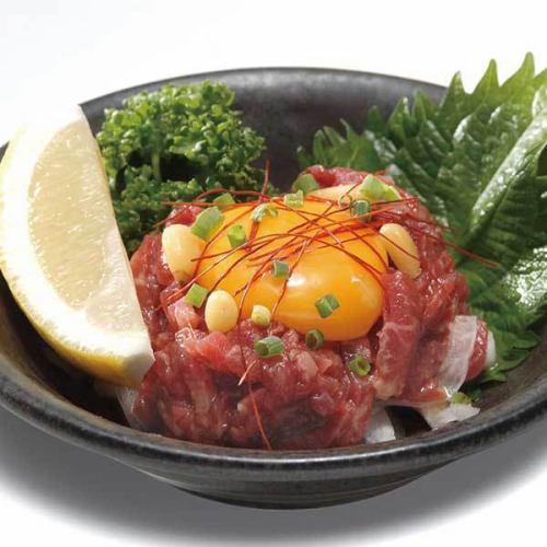 国産黒毛和牛ユッケ