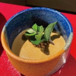 自家製、そば茶のブリュレ