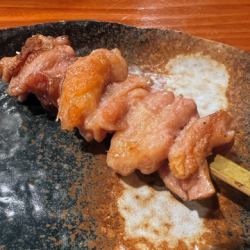 希姆鸡欧芹加盐或酱汁