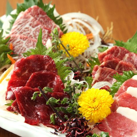 Produced in Kumamoto!! Enjoy fresh horse meat as sashimi!