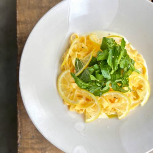 [Summer only] Homemade tagliatelle with lemon and watercress cream sauce