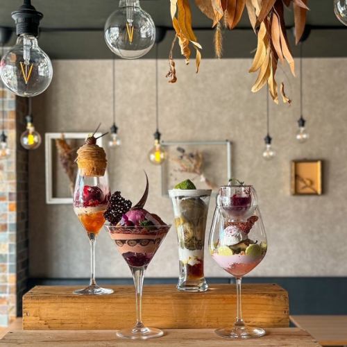 We offer a spectacular night parfait!