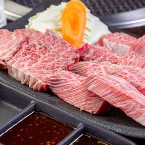 お肉は一頭買いで仕入れ