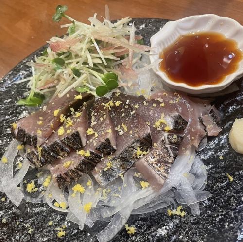 薬味たっぷり 炙り塩カツオのタタキ