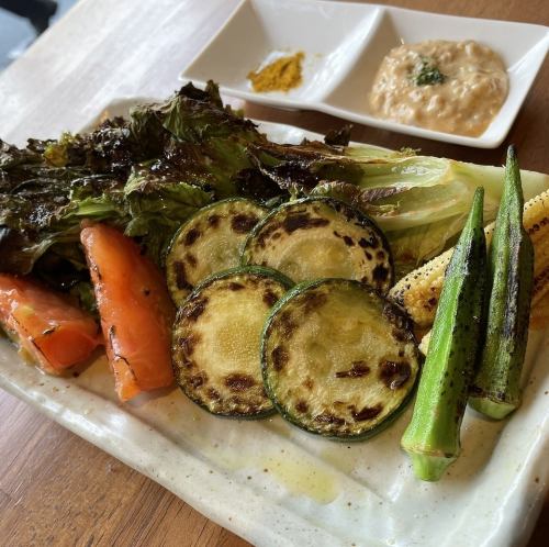 夏野菜のグリル盛り合わせ～岩塩.・肉みそマヨ