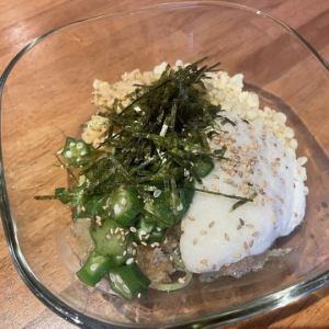 冰爽粘稠的抹茶荞麦面