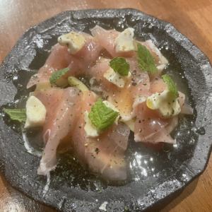 イチジクと生ハムのカルパッチョ