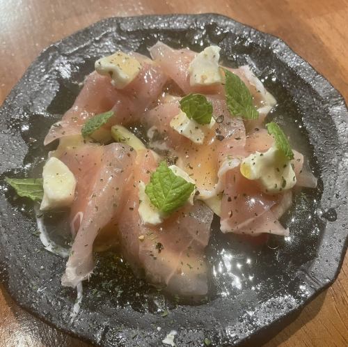 イチジクと生ハムのカルパッチョ