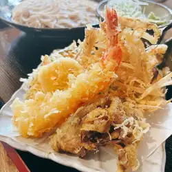 天ぷら盛り合わせ(海老一品+野菜等)