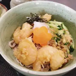 冷やしえび天おろしそば(丸海老4個)