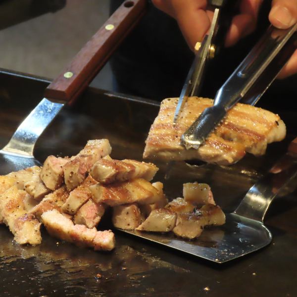 当日仕入れにこだわった品質担保の鉄板サムギョプサル！