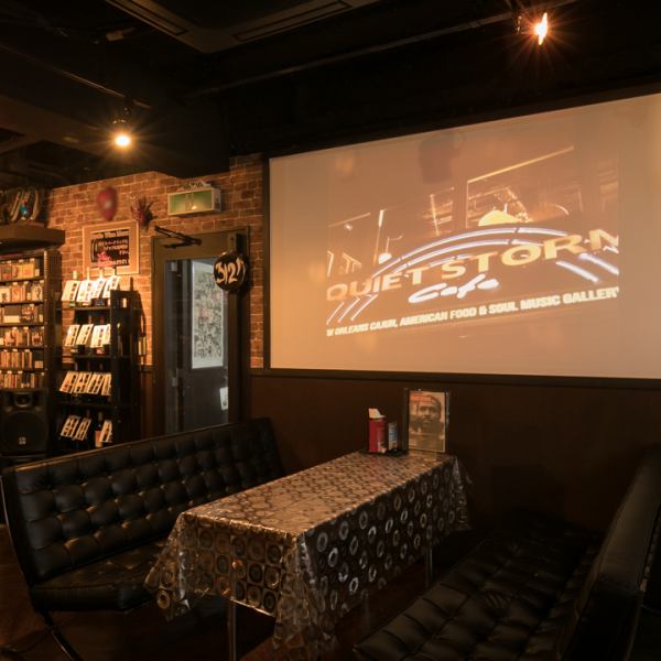 【貸切特典！】設備・プロジェクター・DJブース・音響などのご自由に利用可能◎