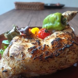 国産骨付き鶏モモ肉のコンフィ