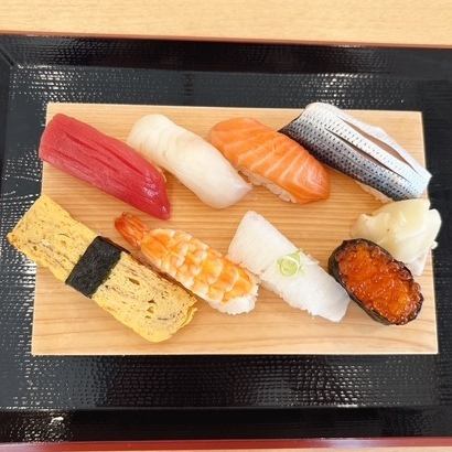 朱(あか):鮨 8貫+お椀