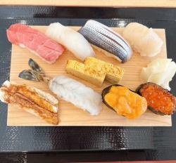 Moon (Tsuki): 8 pieces + soup