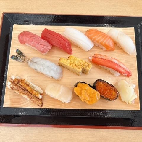 雅(みやび):鮨 11貫+お椀