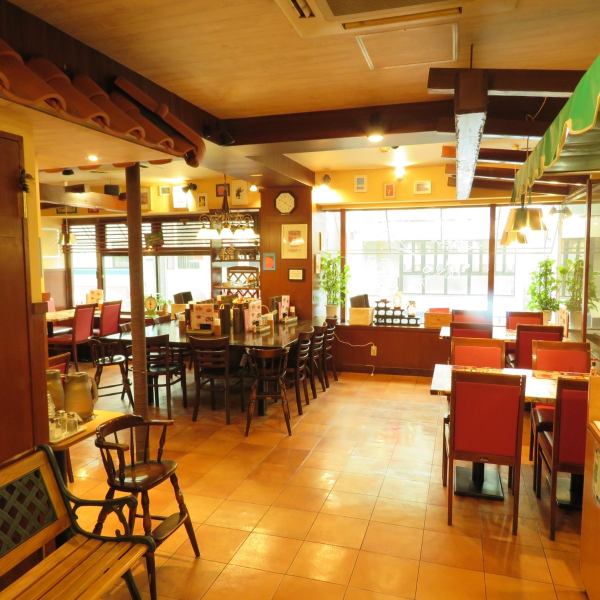 You can enjoy your meal slowly in the spacious and bright store! The charter can be reserved for up to 30 people ♪ Please use it for various banquets! We also offer course meals and all-you-can-drink with our proud menu Masu!