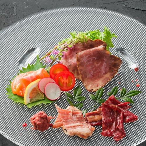 前菜盛り合わせ