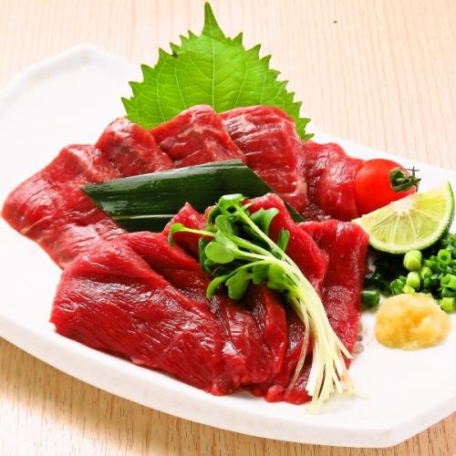 Assortment of 2 Kinds of Horsemeat Sashimi