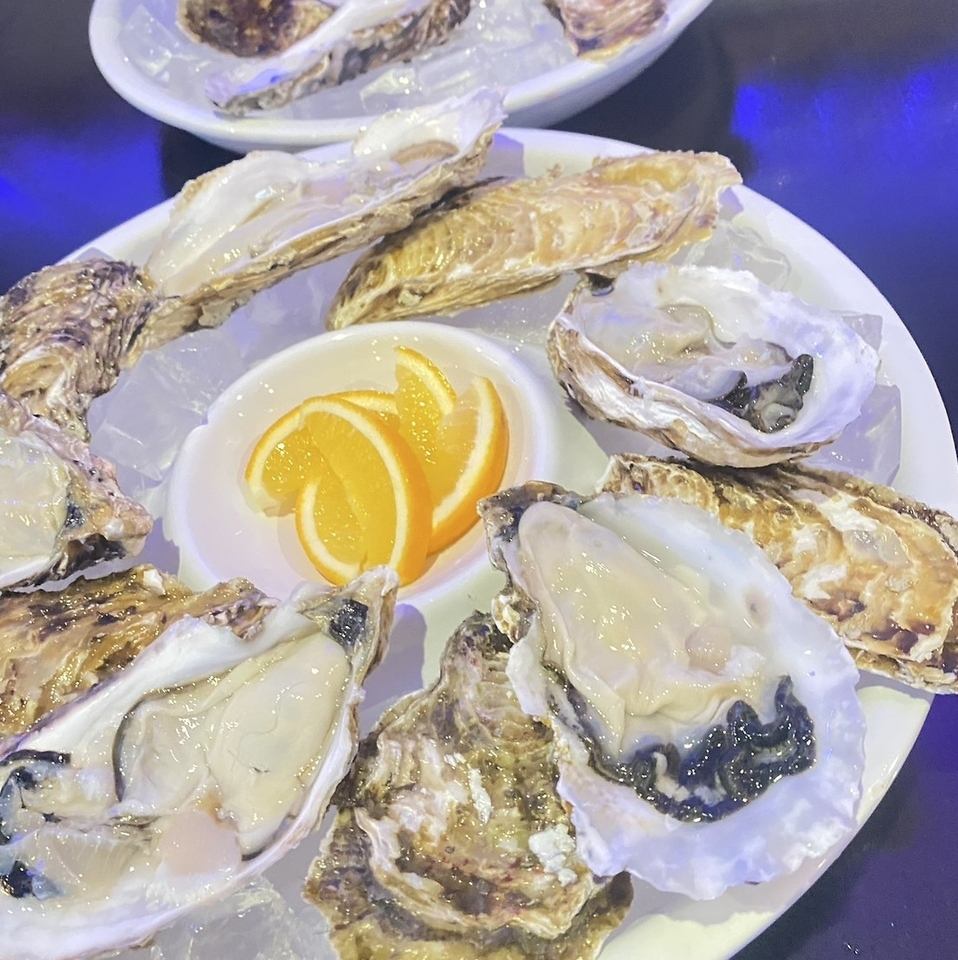 当店は宮城県産の新鮮な牡蠣や海鮮焼きをご堪能できるお店です♪