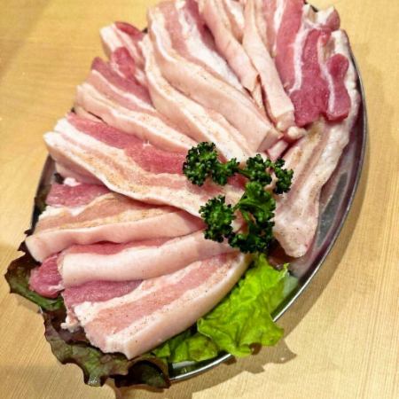 本場のサムギョプサルを堪能できます!