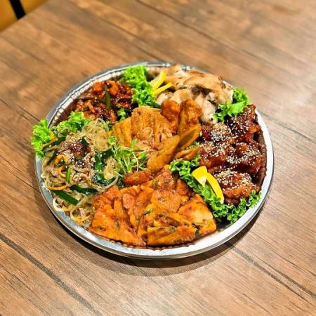 豊富な家庭的な韓国料理を取り揃えています♪