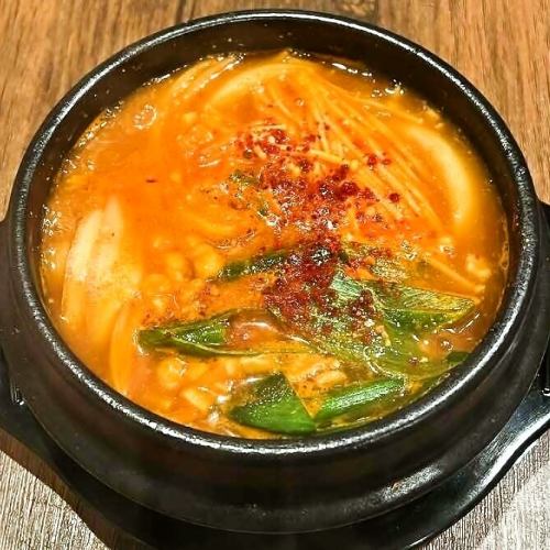 スンドゥブチゲ