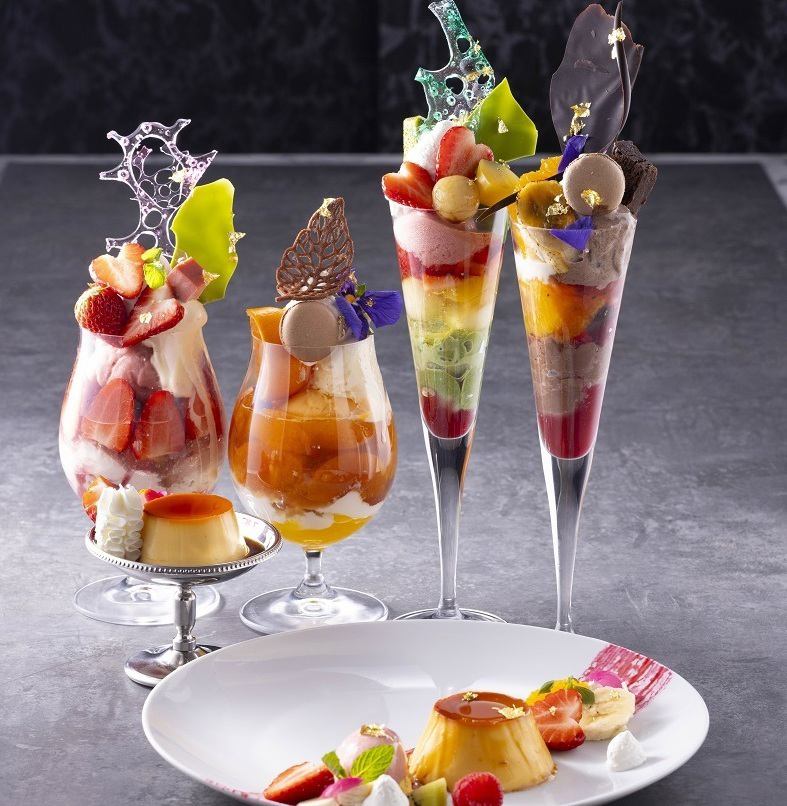 Desserts are also available for birthdays and anniversaries.The evening parfait is also very popular!