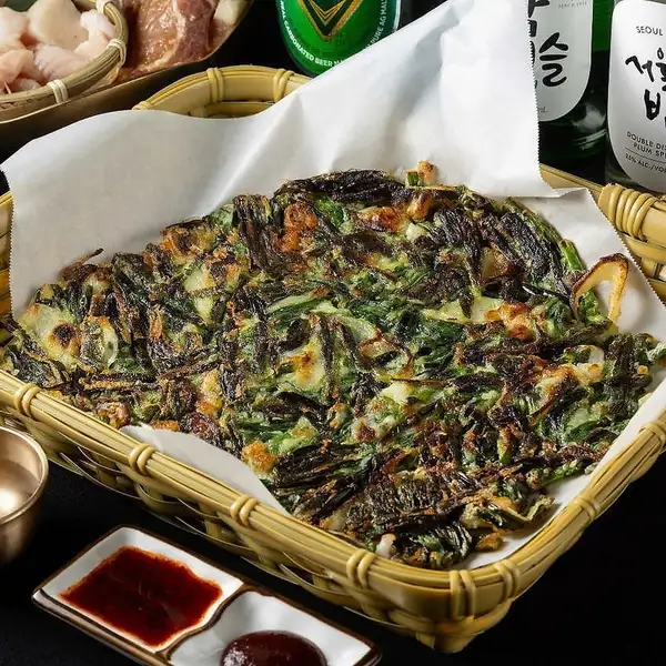 【お酒の肴に最高の一品◎】海鮮ニラチヂミ