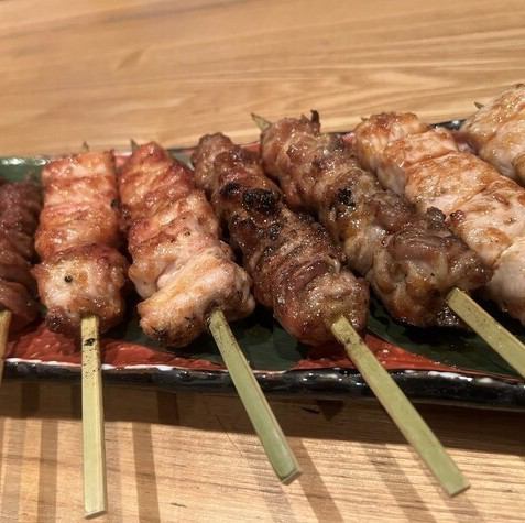 炭火使用で生まれ変わった味わいの肉料理！！