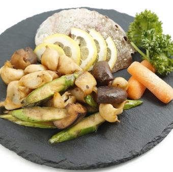 Sauteed abalone with butter