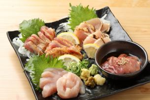 Assortment of 4 kinds of sashimi