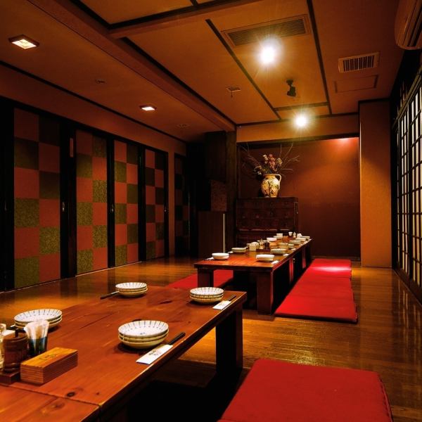 [Kitaro] has a calm and relaxing atmosphere, and is great for parties with large groups, company parties, entertaining people from inside and outside the prefecture, and entertaining guests! There is a smoking area and an elevator inside the restaurant.