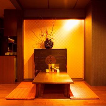 A tatami room with a screen can be connected to accommodate up to 20 people.